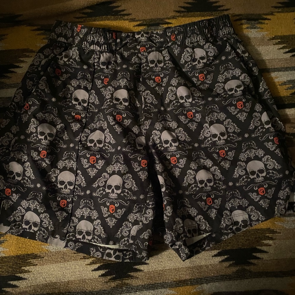 Born primitive shorts